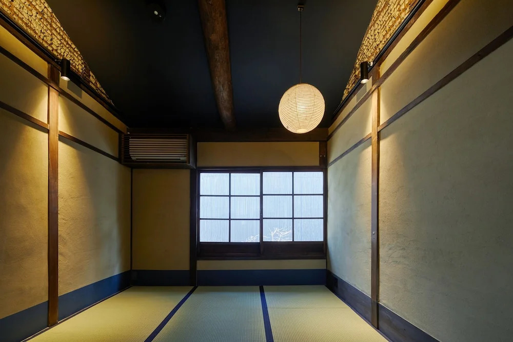 YADORU KYOTO Kagami No Yado