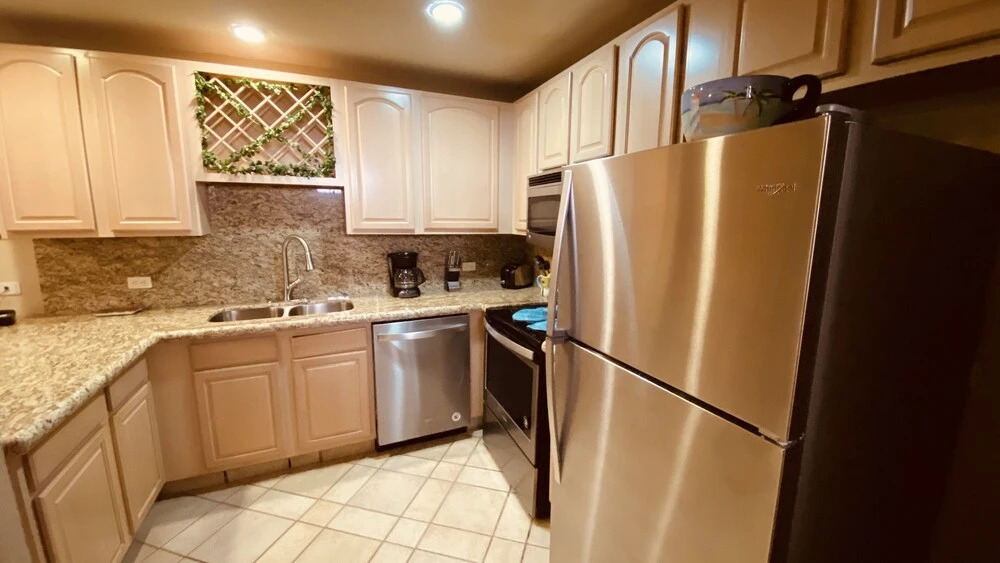 Baja 305 - 2 Br Condo
