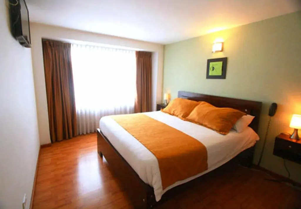 Hotel Expo Inn Embajada