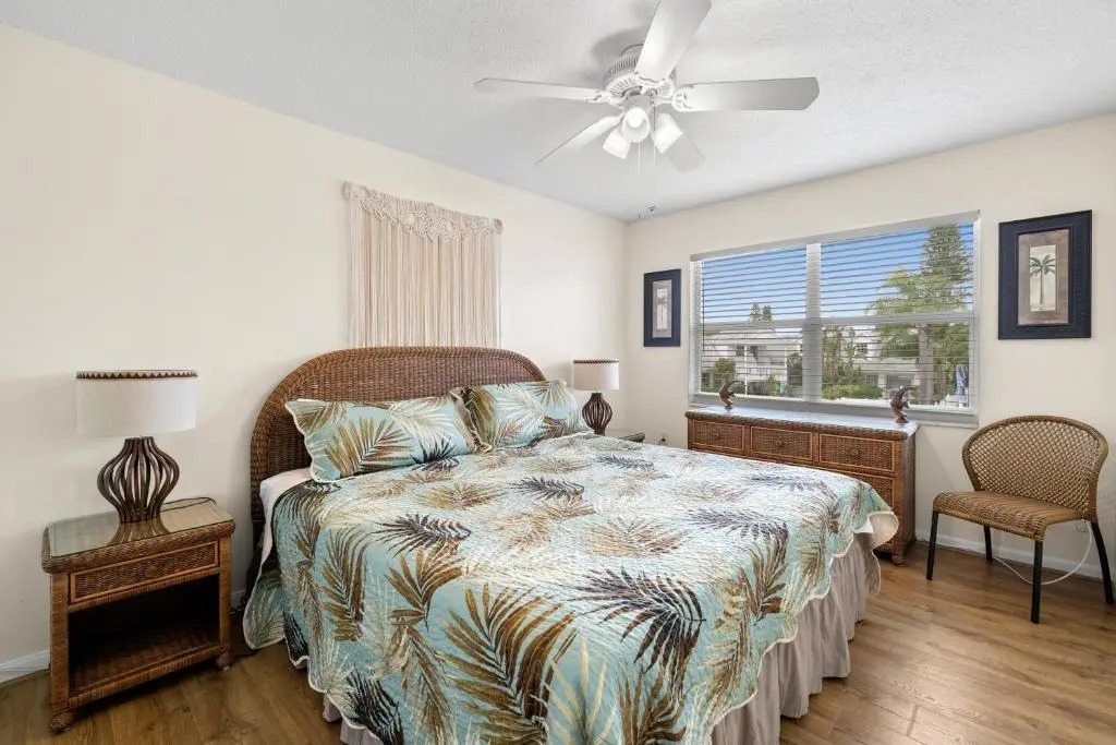 Waves 18, 2 Bedroom, Pool View, Heated Pool, Bbq, Wifi, Sleeps 6