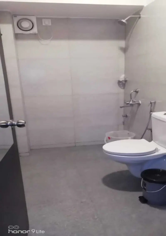 Convastay Prestige- Near Apollo Hospital & US Consulate
