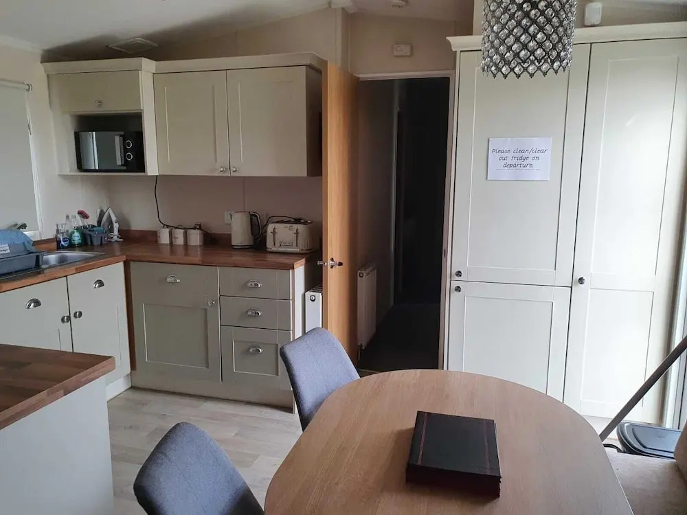 Stunning 3-bed Caravan in Clacton-on-sea