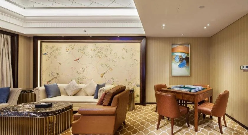 Zhixin Holiday Hotel