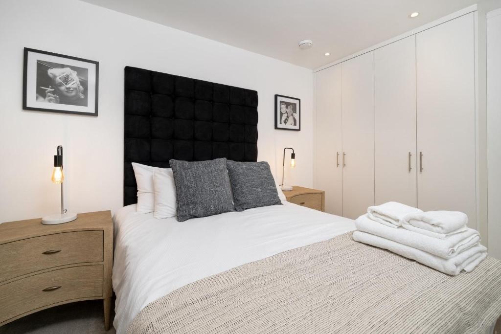 NEW 2 Bedr 3 Beds 2,5 Bath COVENT GARDEN