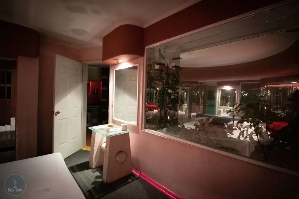 New York Hotel/Motel