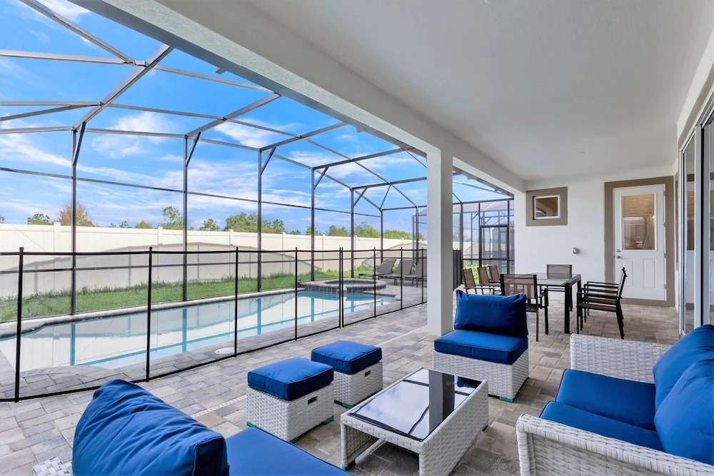 Exceptional 9 Bed 6,5 Ba Villa Games, Pool & Spa 1810c