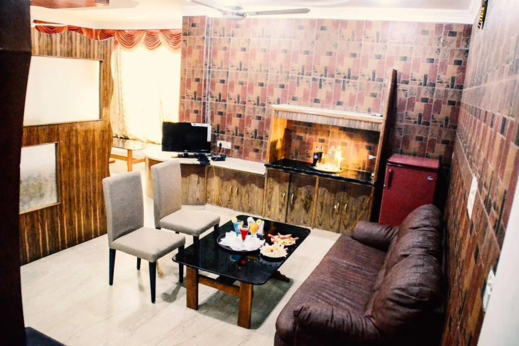 Hotel Aryan