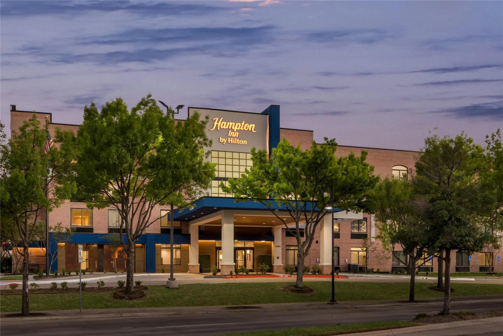 Pace Hotel Addison