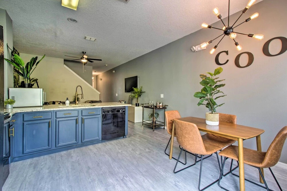 Kissimmee Home w/ Pool Access: 6 Miles to Disney!