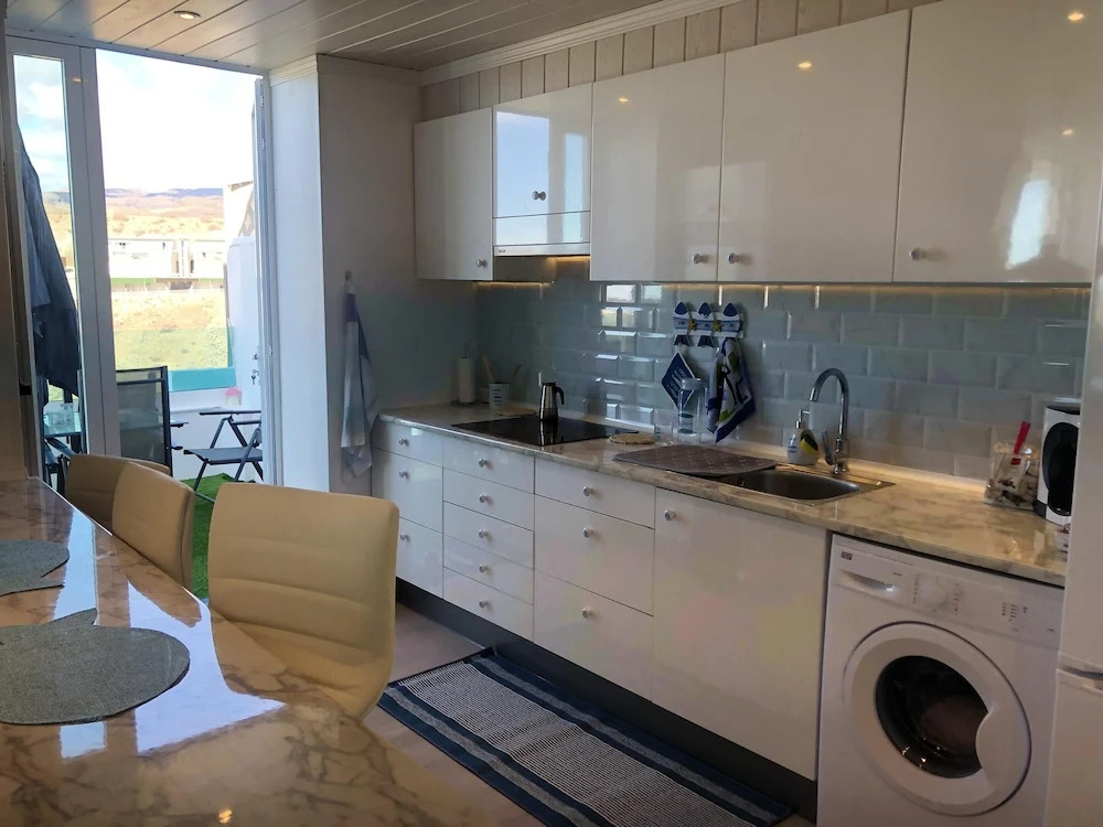 Apartment with 2 Bedrooms in Mogán, with Wonderful Sea View, Pool Access, Furnished Garden