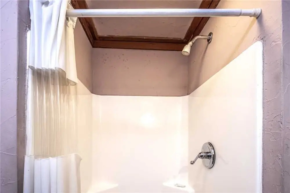 Apache Village 9, Queen Bed, Midtown, Pet Friendly, Sleeps 2