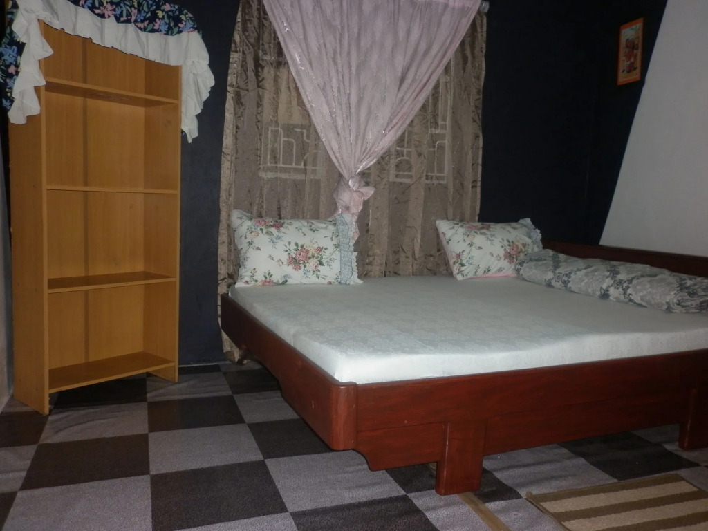 White House Hostels - Arusha