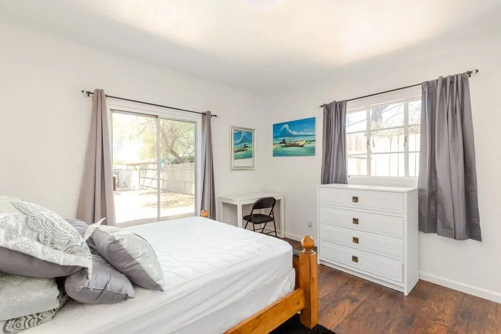 Spacious, Exquisite 4-bed Home in Tucson