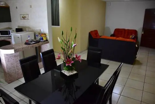Hotel Suite Azomali