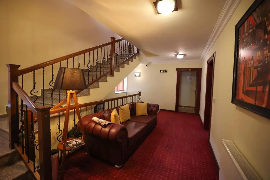 HOTEL LYBETEN