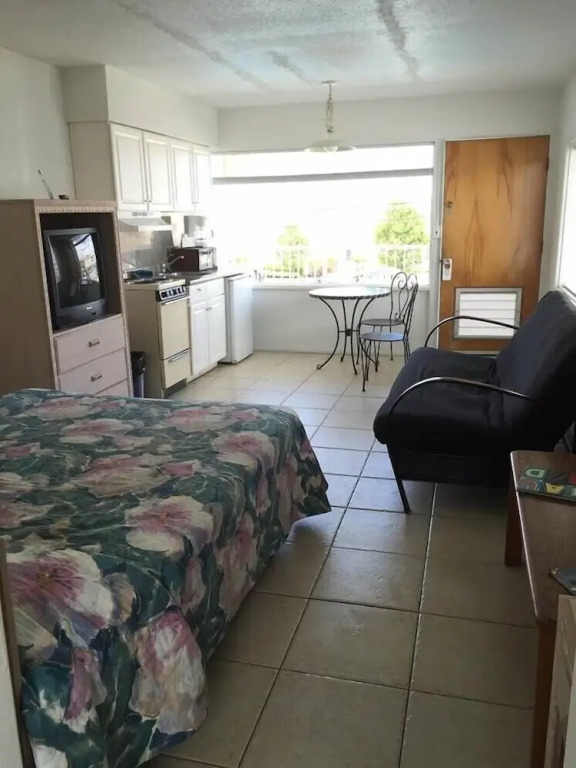 Isle of Capri Motel
