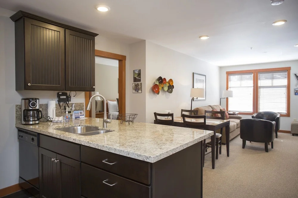 2403 - Two Bedroom Deluxe Eagle Springs East 2 Condo by RedAwning