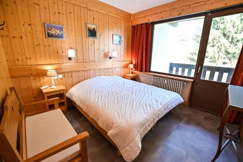 Warm Family Apartment