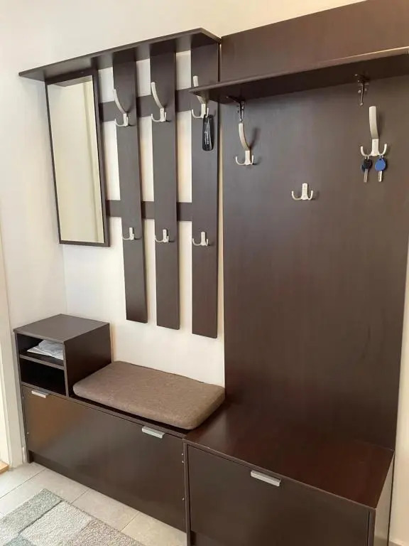 Tommy Apartment