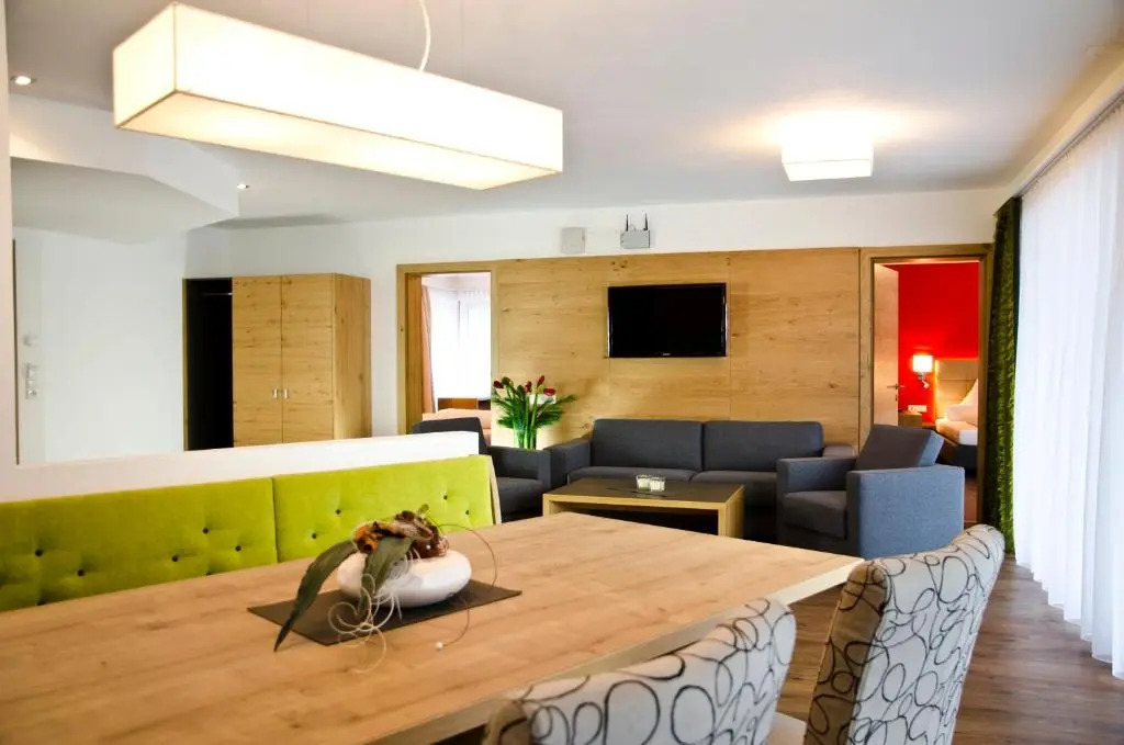 Hotel Garni Alpenland