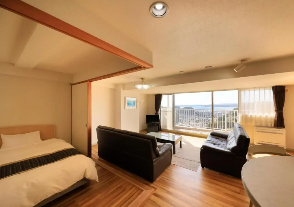 Katsuura Hilltop Hotel & Residence