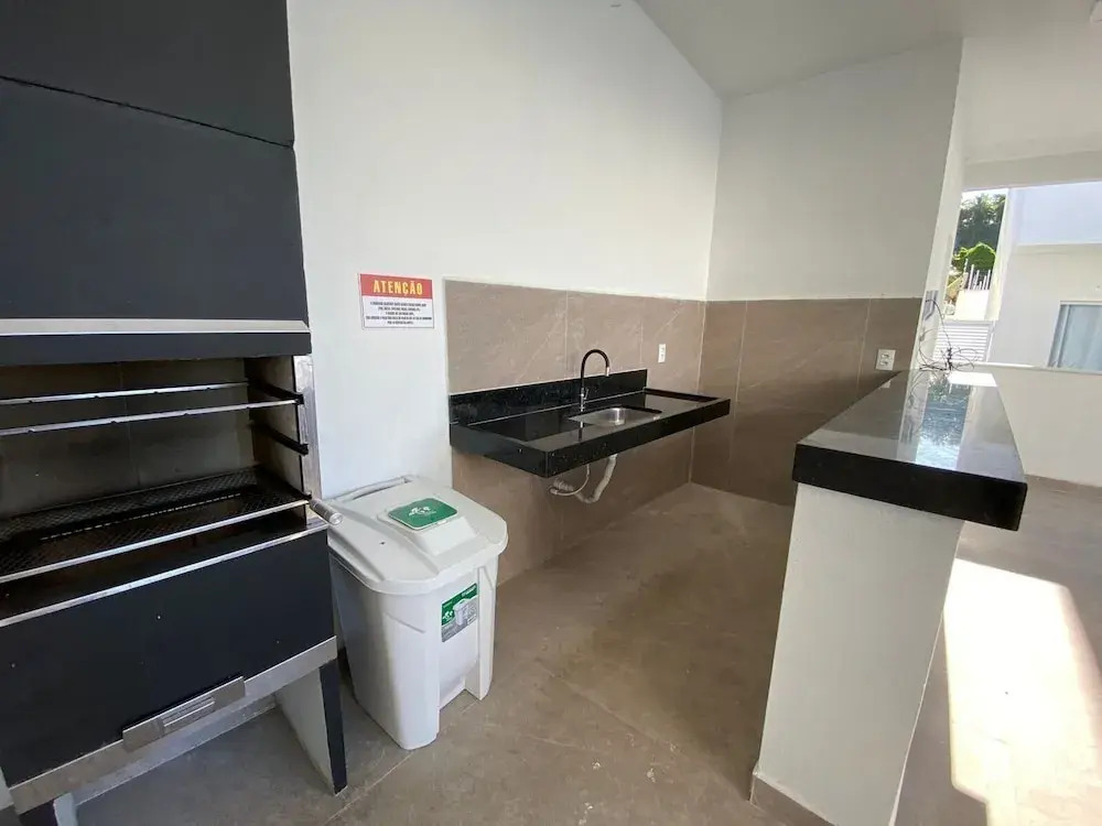 Fully Equipped Apartments in a Condo With a Pool, 750m From the Beach - Vifs