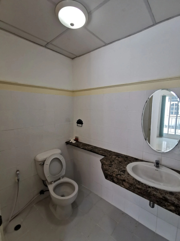 Ratchada-Sutthisan Hotel and Longstay