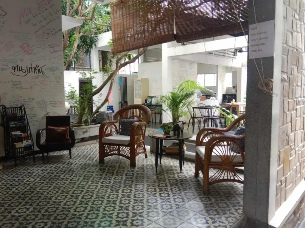 Frangipani Villa-60s Hotel