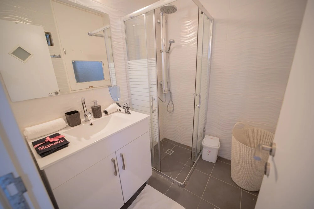 Amazing 3BDR Apartment Prime Location