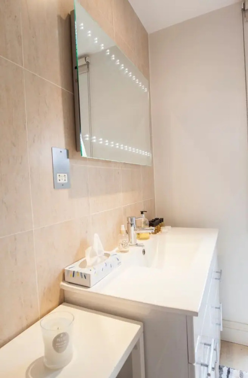 Sunny & Charming Flat for 2 in Tranquil Richmond