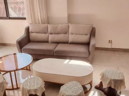 Fuxian Lake Zhaocai Cat Boutique Homestay