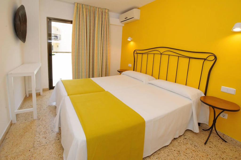 Aparthotel Boutique Poniente Playa