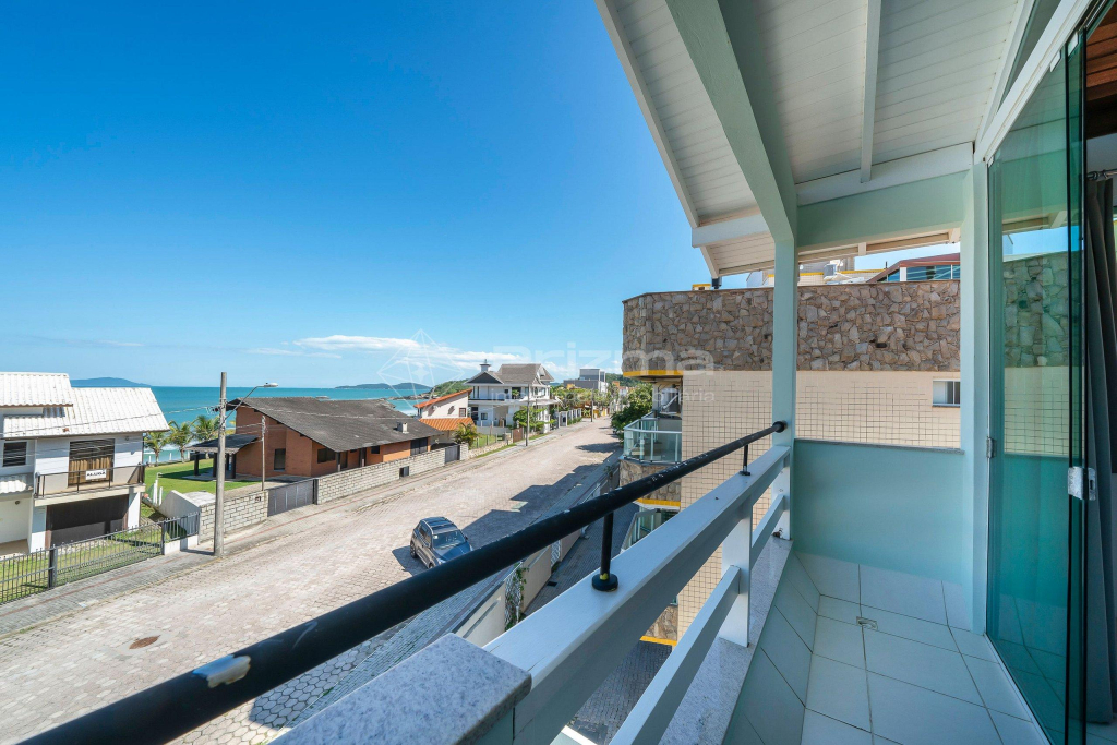 Casa familiar na exuberante praia de 4 ilhas