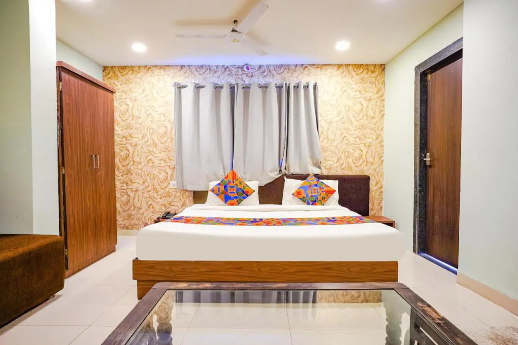 FabHotel Uday Vilas
