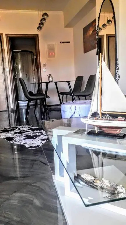 Tony Central Luxury Apartment 1