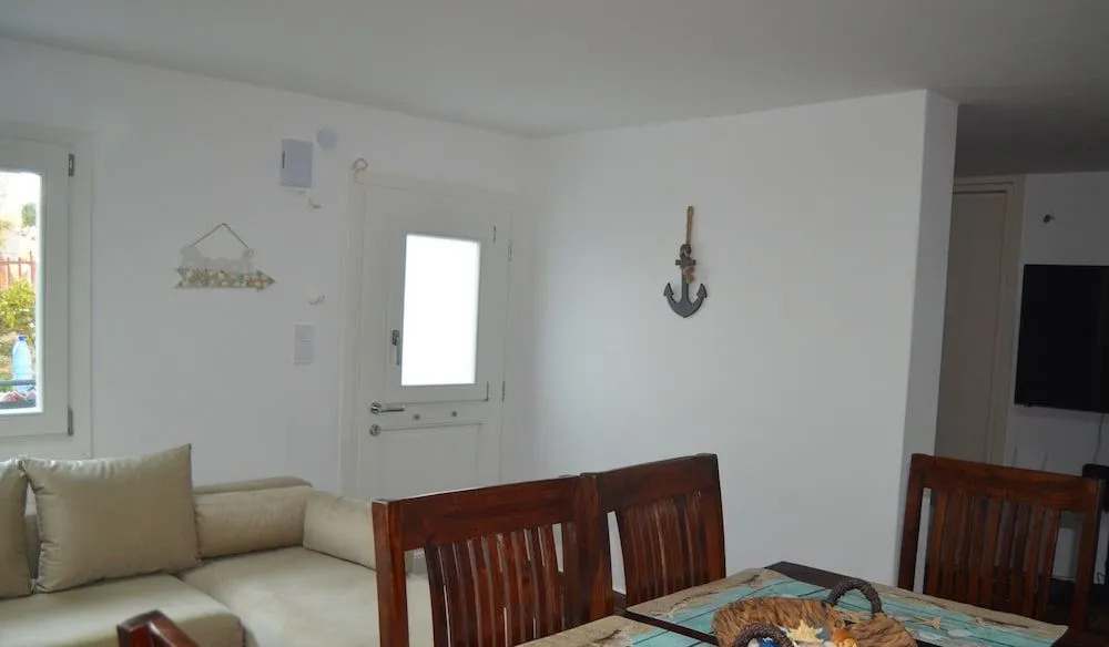 Thor & Freyja's of Poseidonia Syros Holiday House
