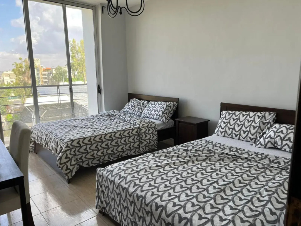 Lovely 2 bedroom nice view and a quiet area