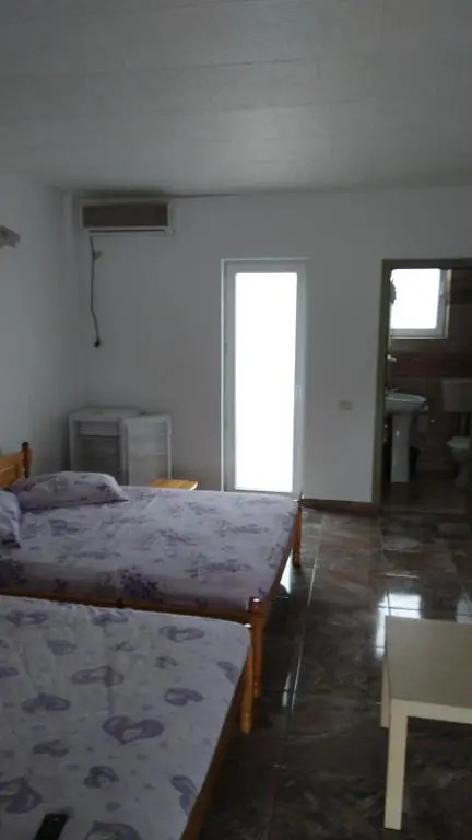 Vila 57