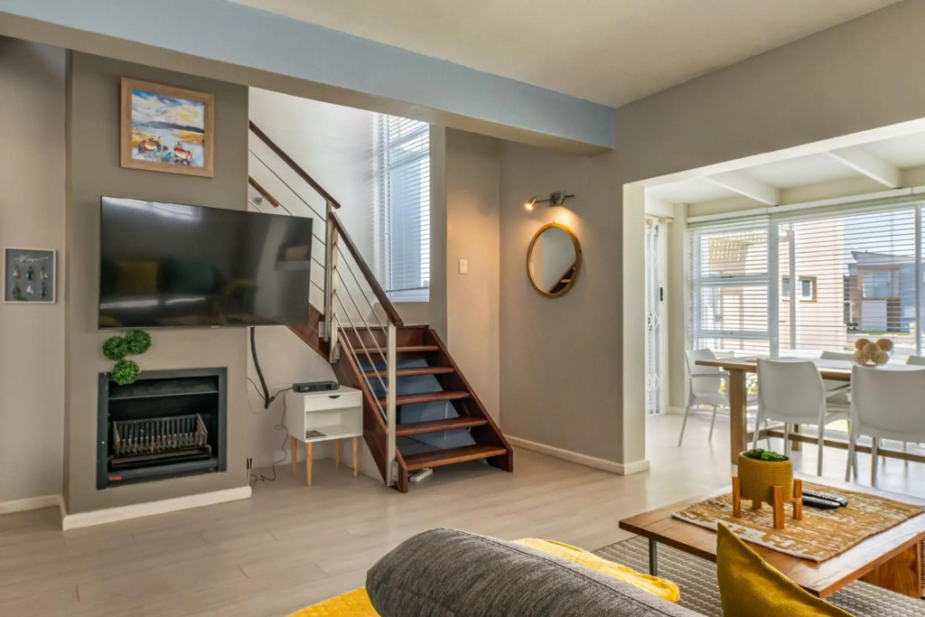 Waterfront E7