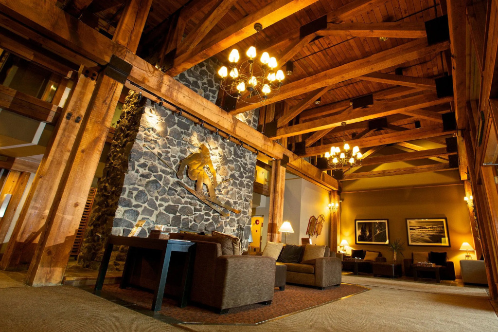 Tantalus Resort Lodge
