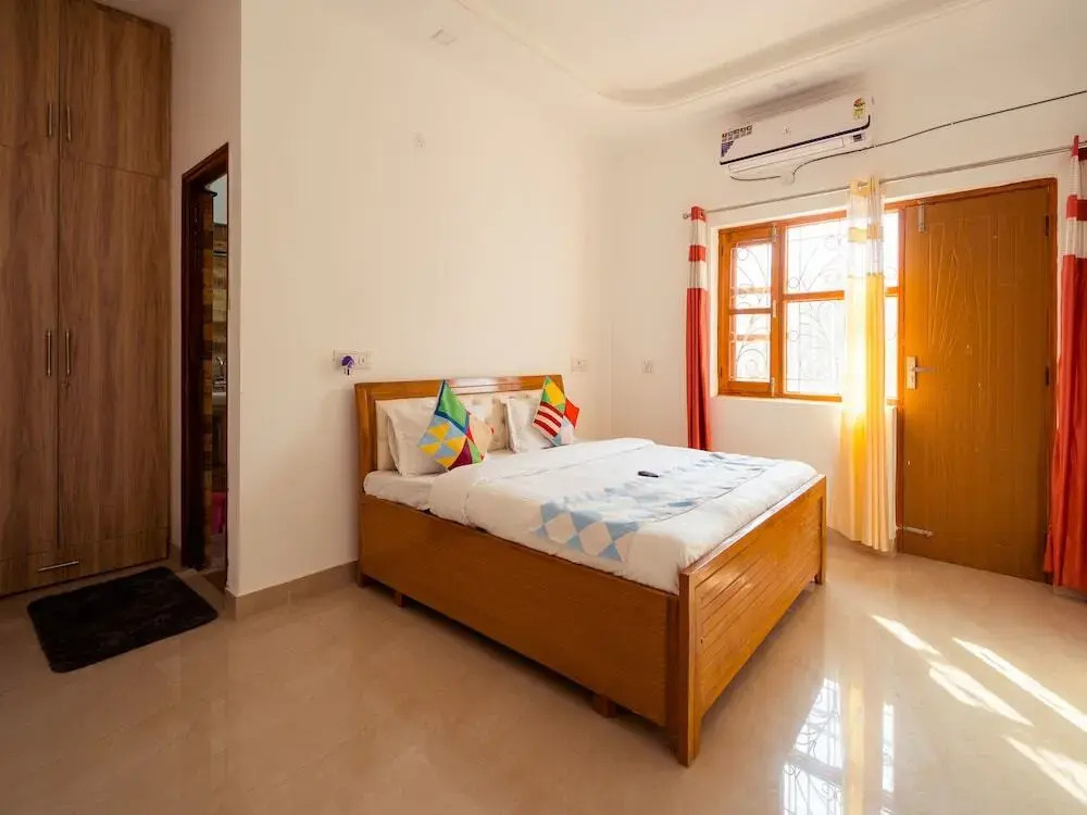 OYO 13502 Home 2BHK Simran Villa DIT