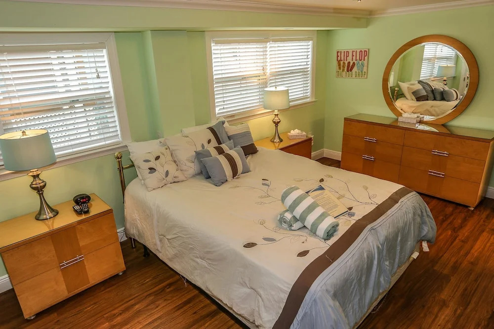 203 Fairweather Villa C