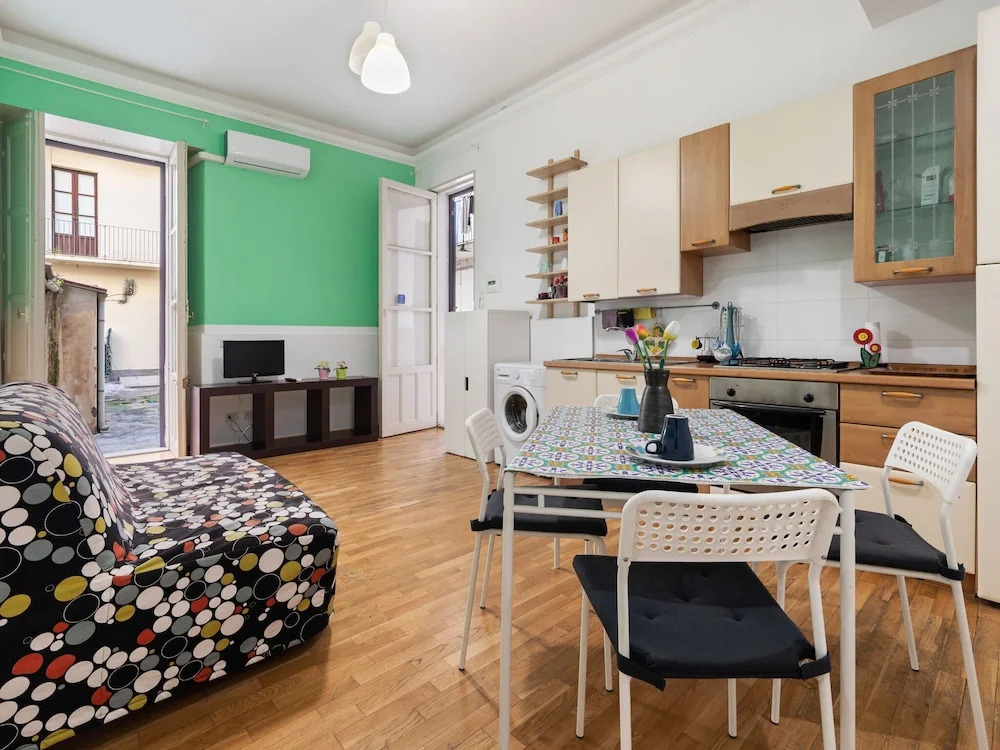 Pleasant Holiday Home in Catania With Balcony