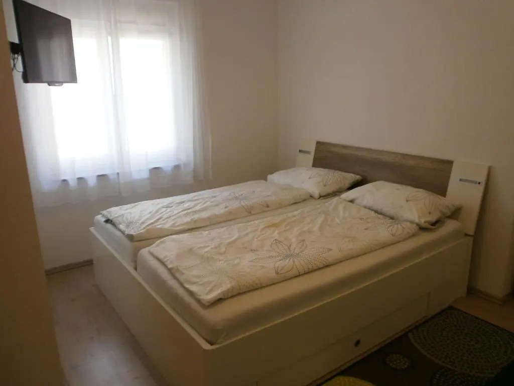 Apartments Bora