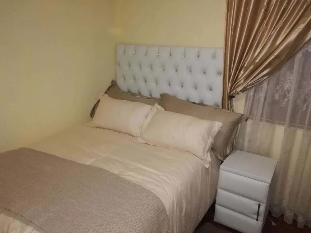 Lalela House Boutique Guesthouse