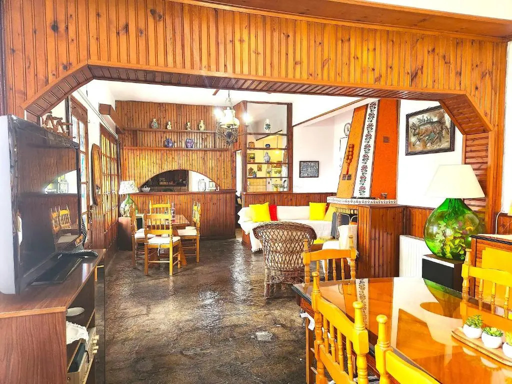 Yalla Chorefto - Hotel & Fun