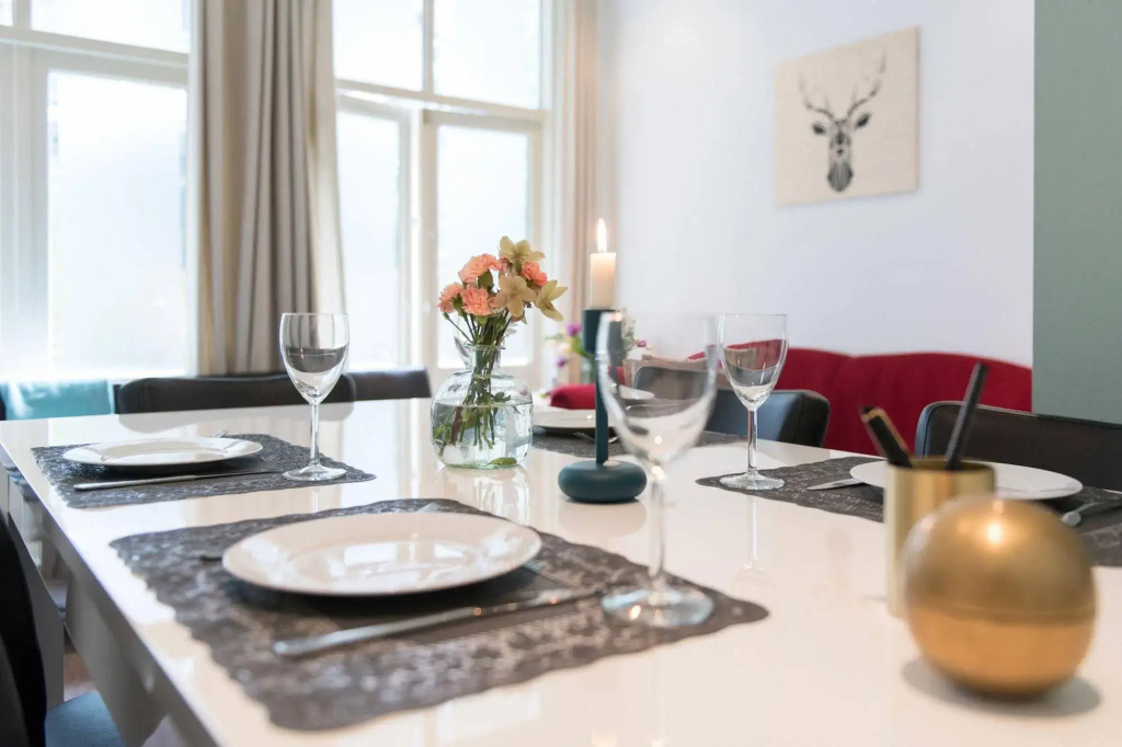 Urban Apartments Gerard Dou