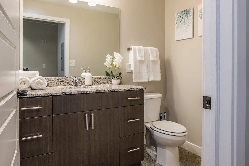 FRONTDESK R&T Lofts Downtown Des Moines