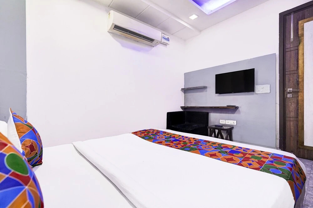 Fabhotel Season Grand