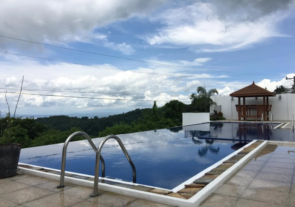 Vista Real Hotel